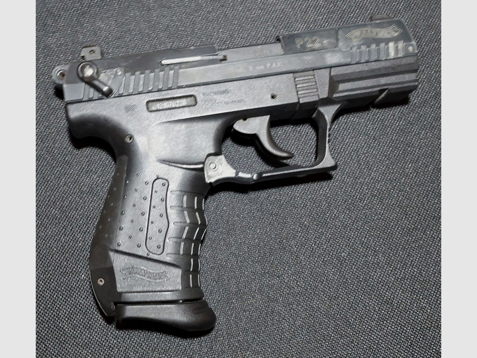 Walther P22 (P 22 Classic) blank firing pistol 9mm P.A.K. (PTB 778)