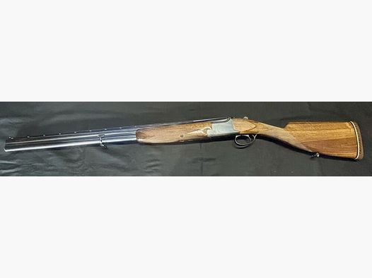 FN B 25