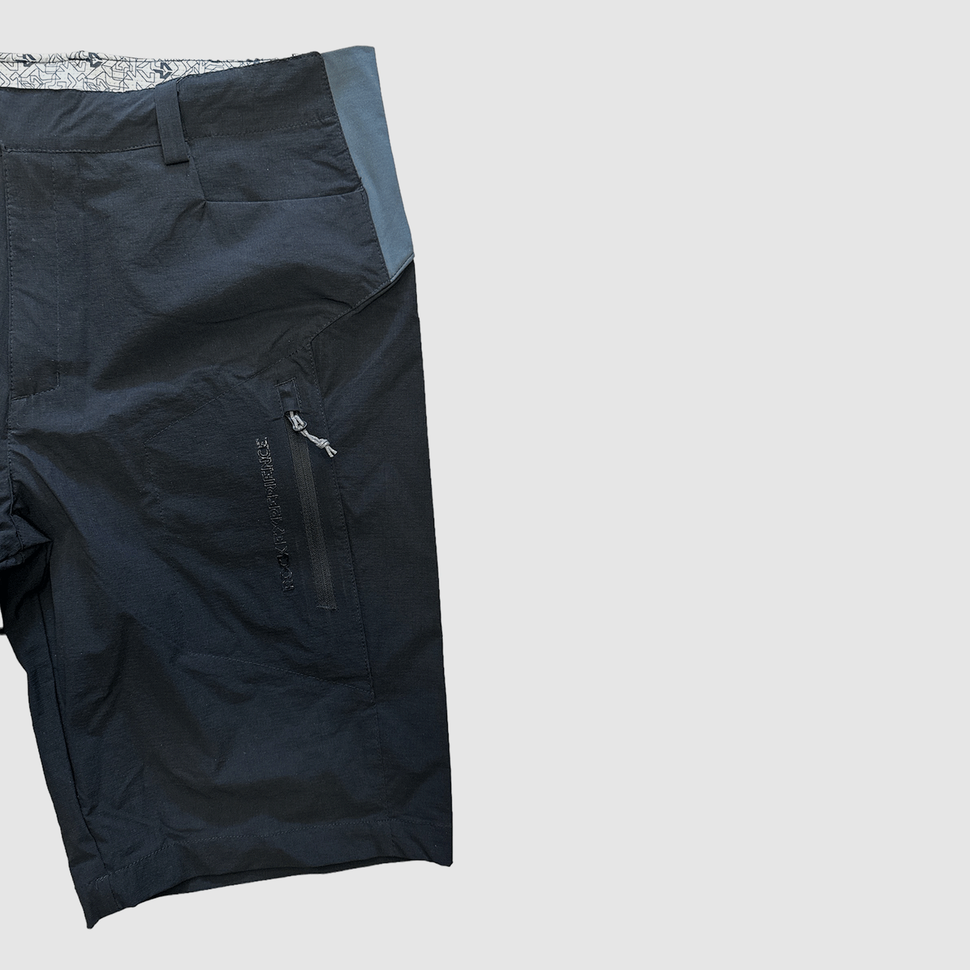 BERMUDA – ROCK EXPERIENCE – BOHRIUM MAN PANT 0208 CAVIAR, afbeelding 2 van 4