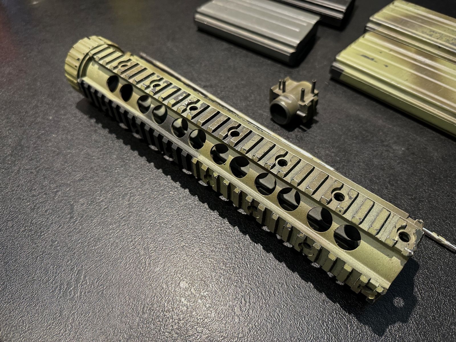 SR25 parts und Mags