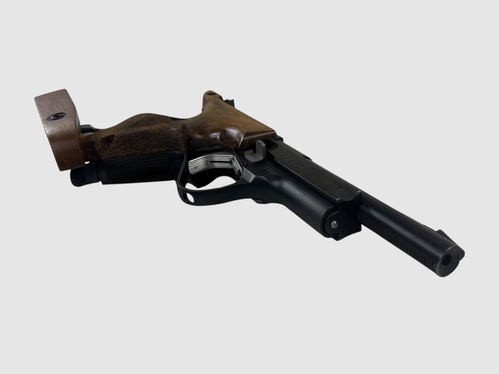 UNIQUE MOD DES/69-V .22LR, afbeelding 4 van 5