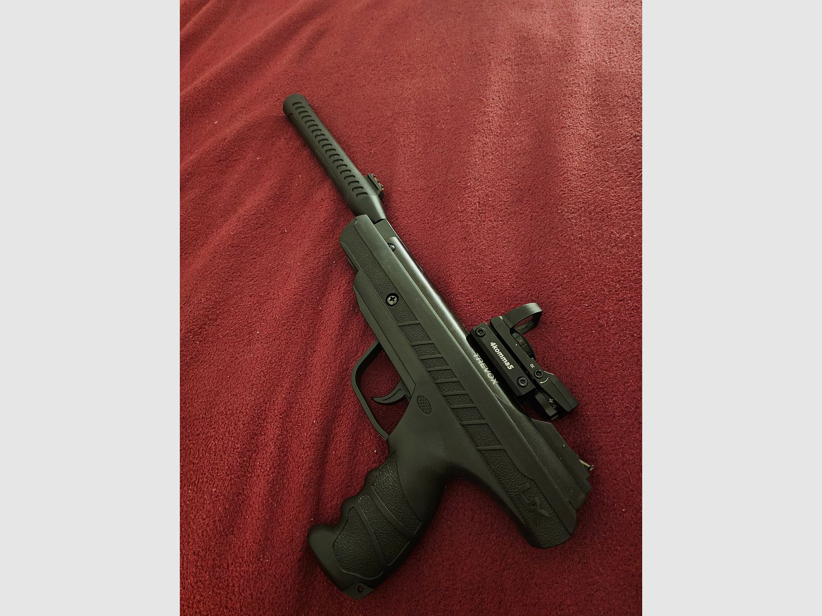 Umarex Trevox air pistol with Reddot