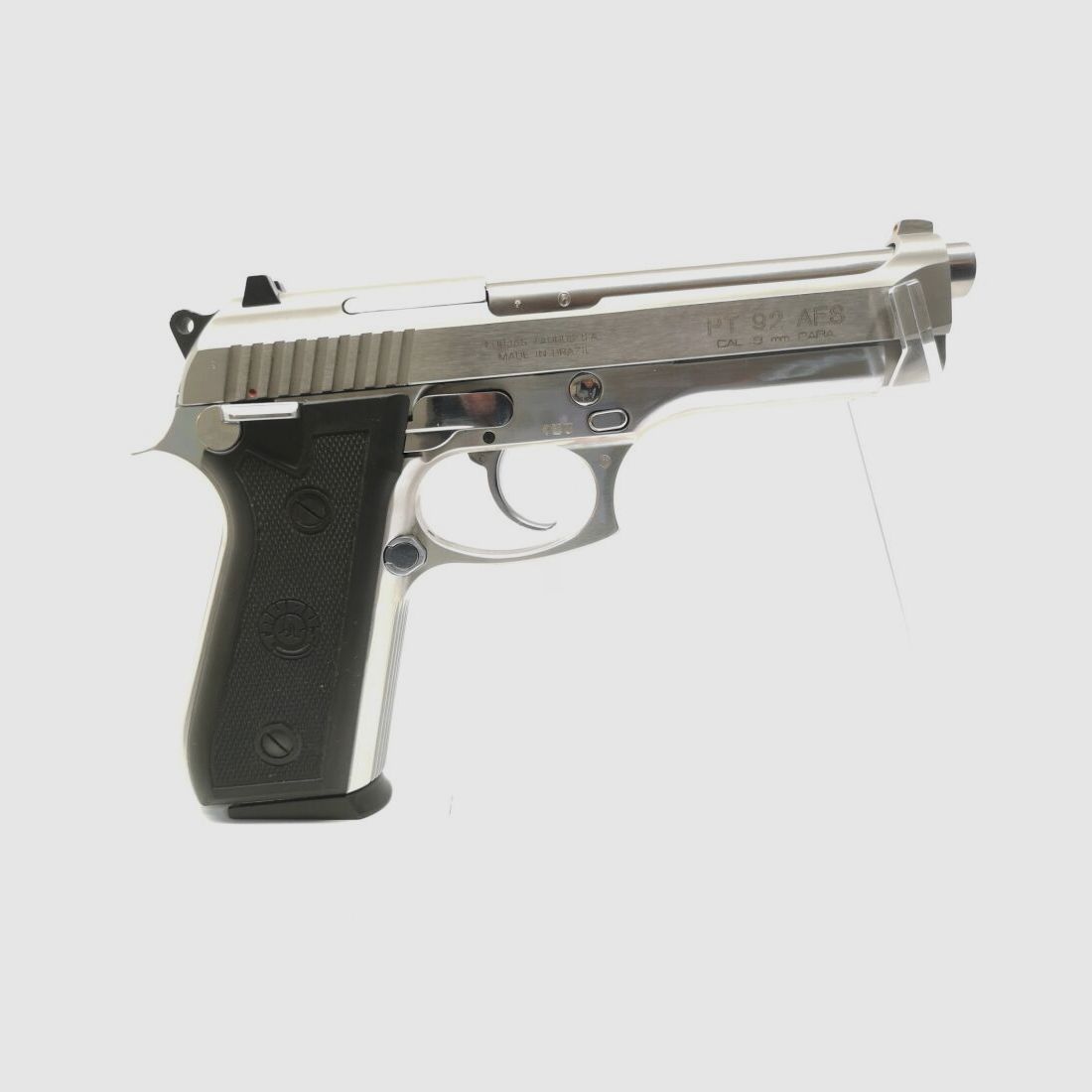 Taurus	 PT 92 AFS