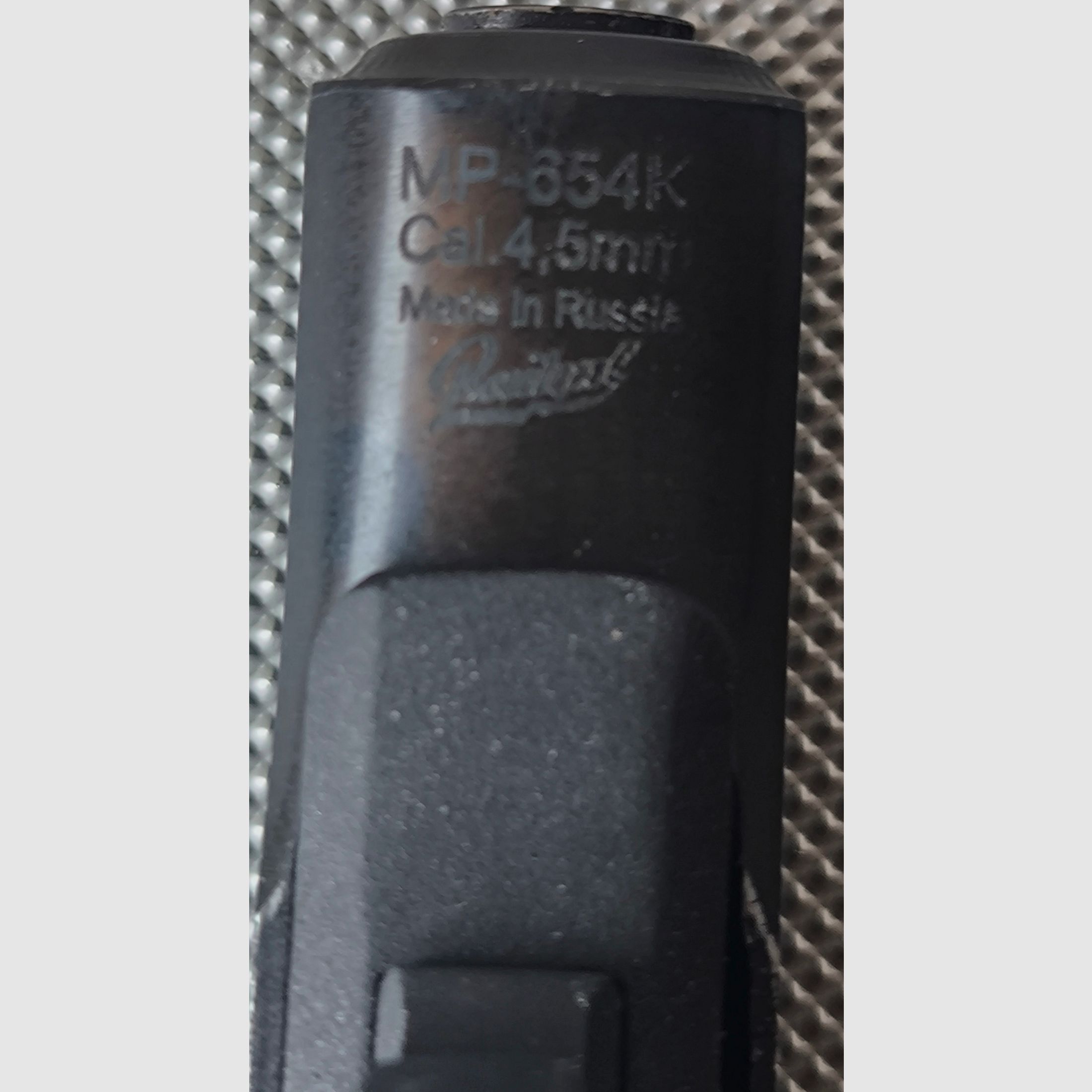 ⚠️ Attenzione Plinker & fan di Makarov / Vera rarità!! Baikal-Makarov MP-654K - Made in Russia & vera fondina in pelle MDI marrone con timbro più 1 barattolo di pallini in acciaio 4,5mm!!