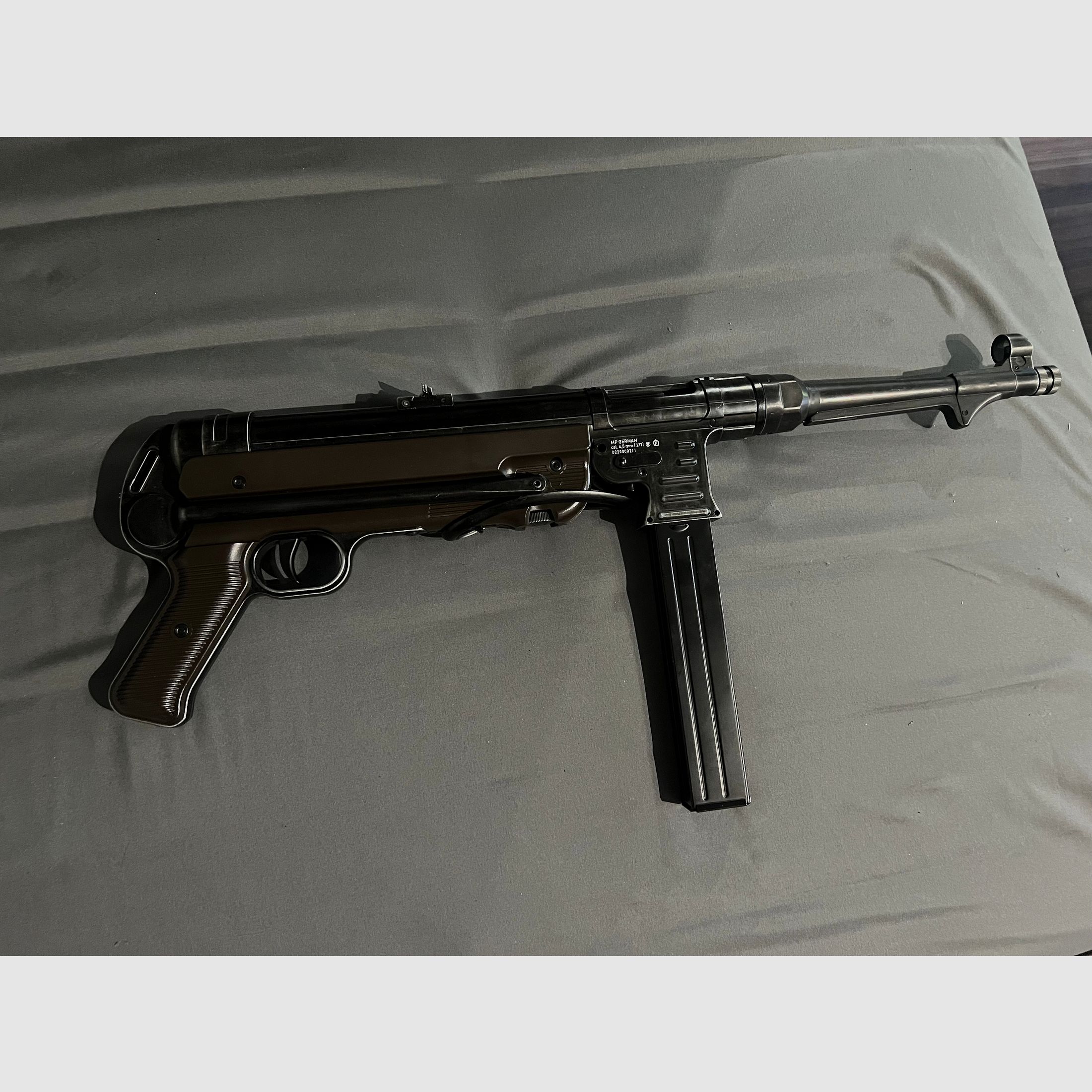 Sprzedam Umarex Mp40 Legends Co2