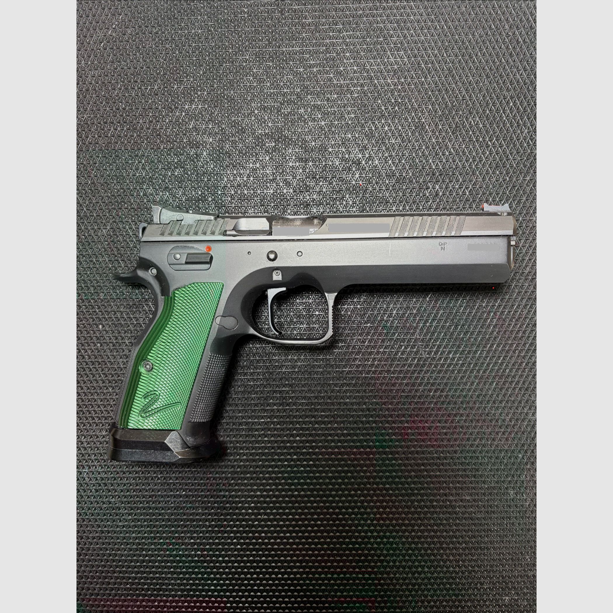 CZ 75 Tactical Sports II — Racing Green — Very good condition — 4 magazines + bag & spring set