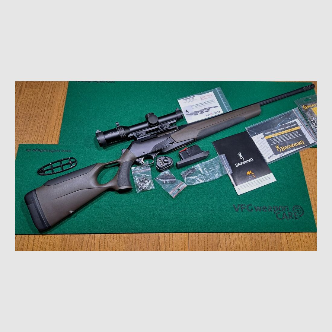 Fusil semi-automatique Browning BAR 4X Hunter Crosse Composite Marron/Noir Cal. .308Win avec accessoires