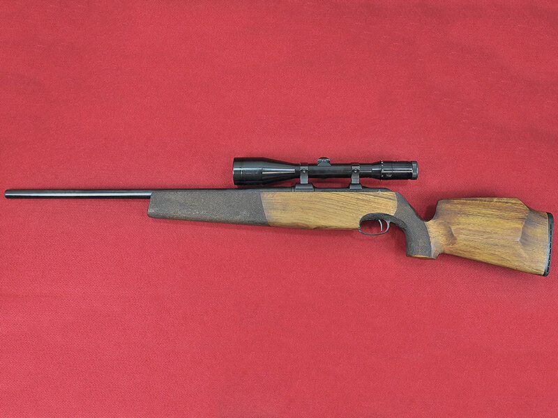 Krico	 .222 Rem. Einzellader Büchse inkl. ZF Zeiss Diavari-ZA 2,5-10x52