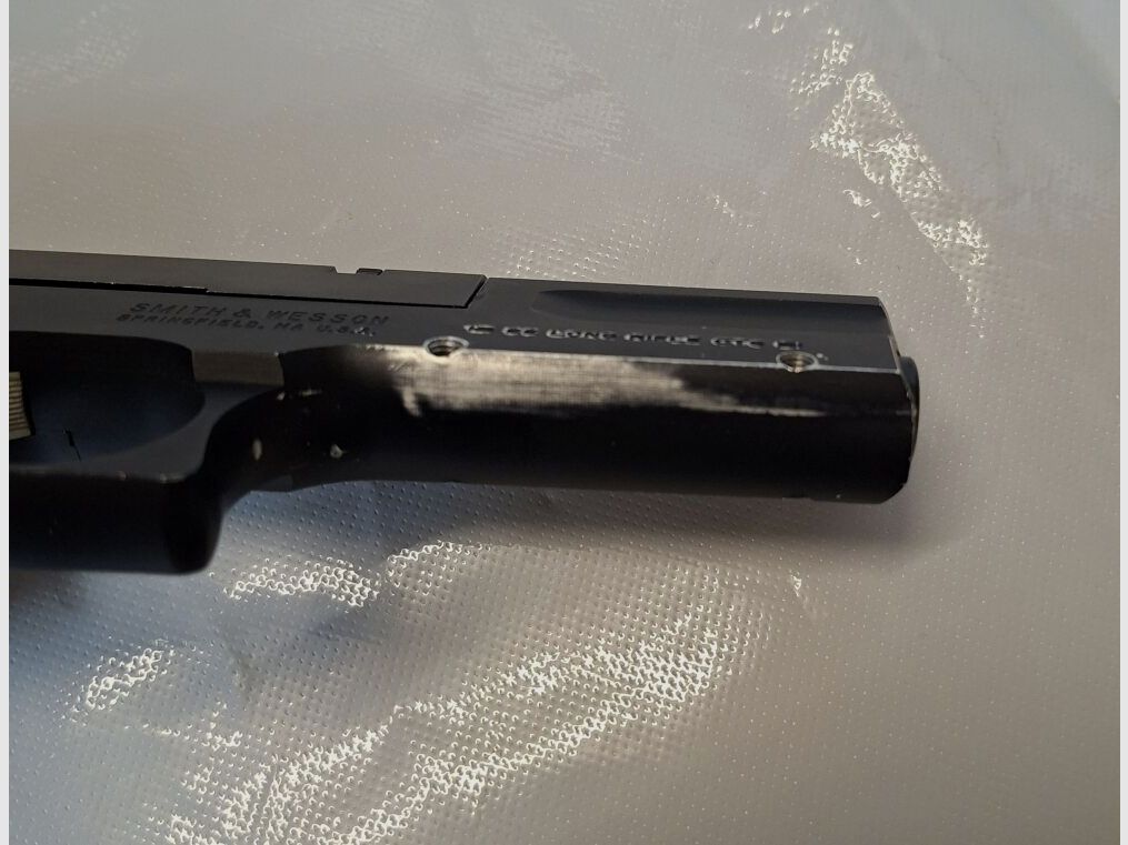 Smith iund Wesson 422