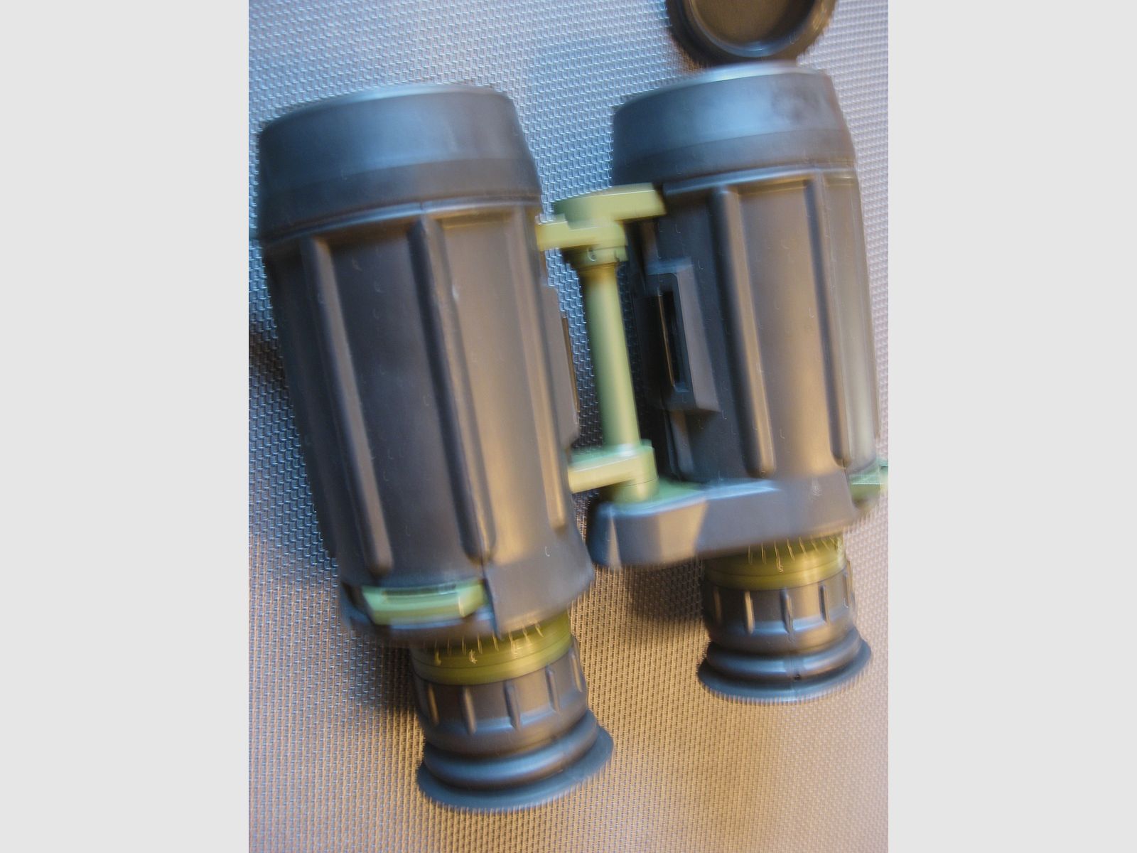 AUFGEPASST AFRIKA-ALASKA-KANADA und TRADITIONS-JÄGER sowie SAMMLER !! Angeboten wird "DAS" LEGENDÄRE CARL ZEISS Jena EDF 7x40 B/GA in der sehr seltenen ZIVILAUSFÜHRUNG !!! Kein Swarovski-LEICA-IOR-STEINER-Blaser-MINOX-SAUER !!