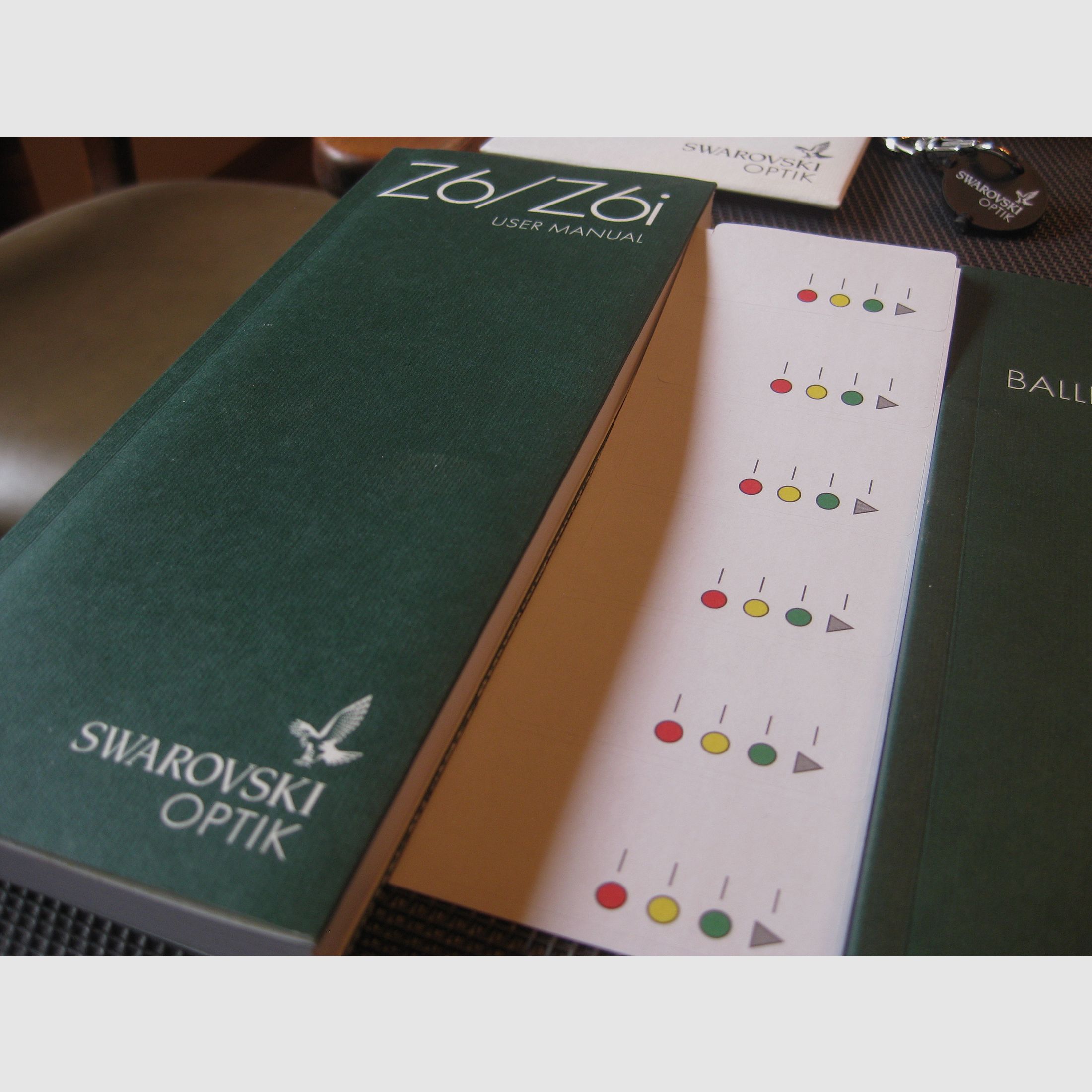 NEUWERTIGES TOP Swarovski Z6i 2,5-15x56 P BT SR mit LP-Absehen 4A-i aus aktueller Gen. 2, inklusive ERA - Aufkippmontage für Picatinny/Weaver !! Bei Bedarf und ZUZAHLUNG auch mit Original Blaser-Sattelmontage und/oder einer "NEUEN", ungenutzten Swarovski AFL-Antibeschlag-Linse !! Kein ZEISS-LEICA-Schmidt&Bender-Sauer-Mauser-SteelAction