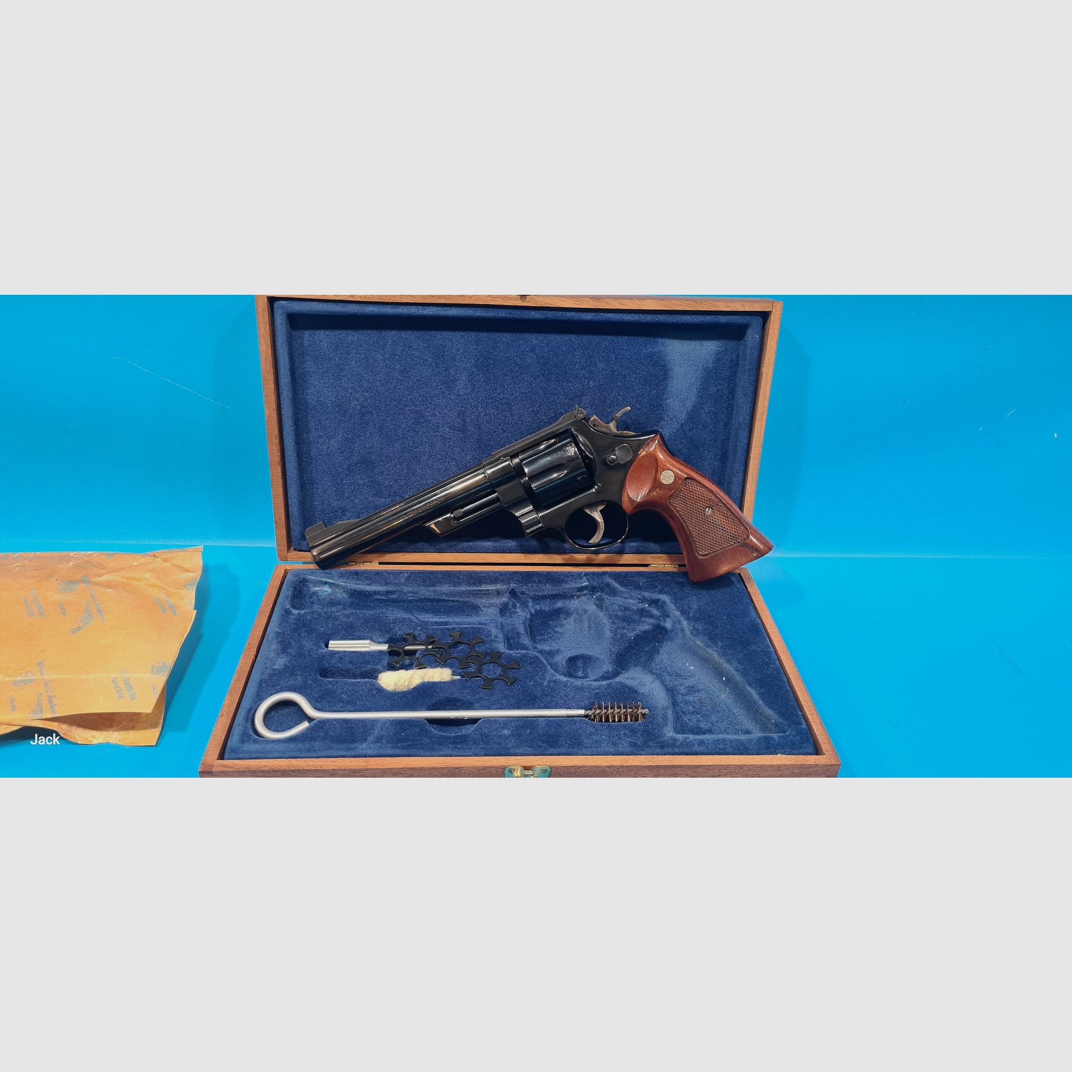 SMITH & WESSON 1955, image 1 sur 4