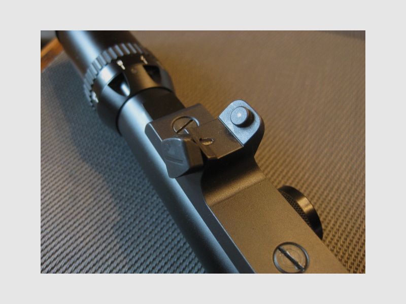 TOP-Klassiker !!  "DAS"  Schmidt & Bender 2,5-10x56 mit Absehen-4 sowie Schiene und original Blaser-Sattelmontage im BESTZUSTAND ! Kein ZEISS-Swarovski-LEICA-Mauser-Sauer