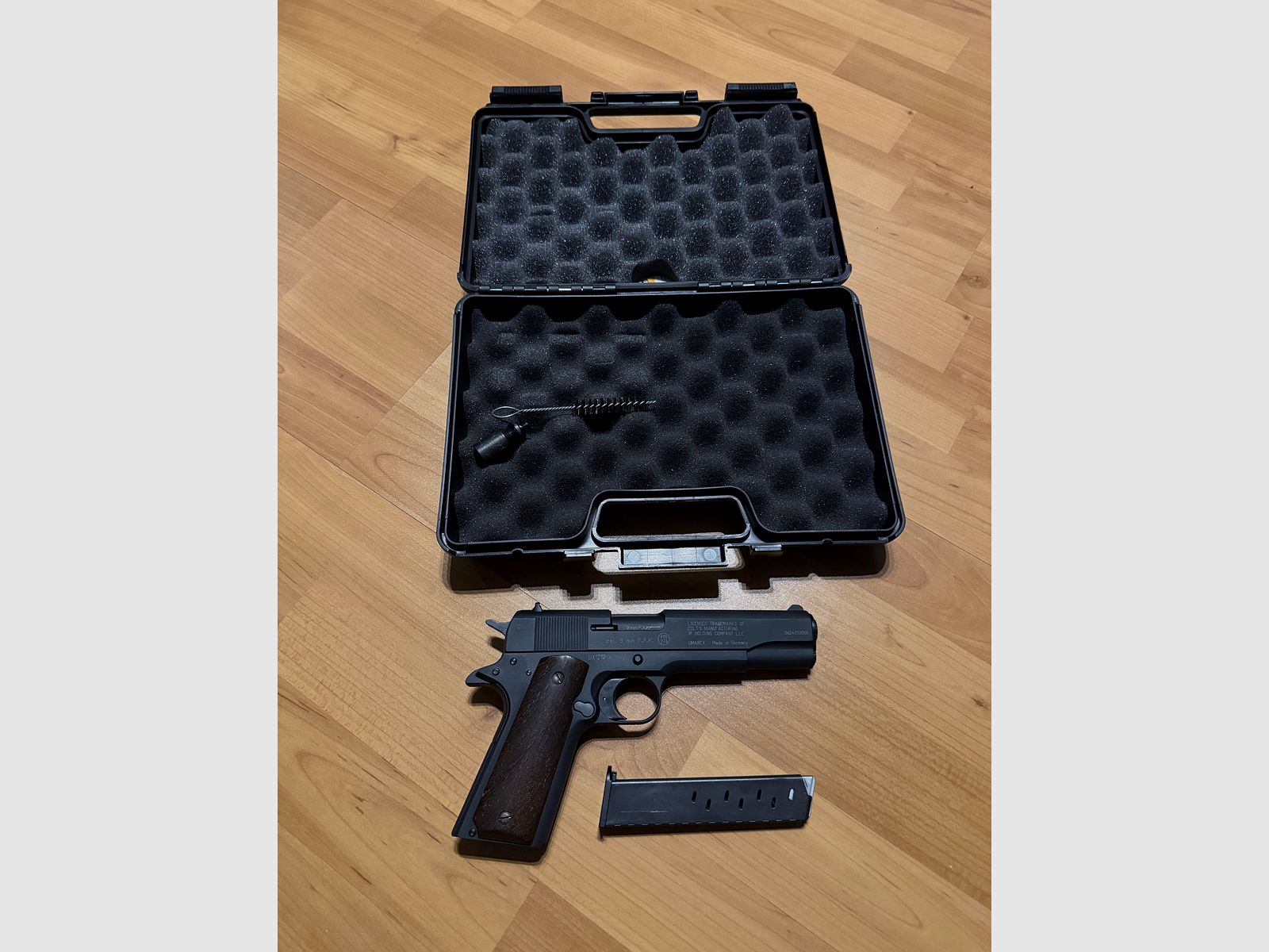 Colt 1911 Schreckuss Pistole 9mm PAK