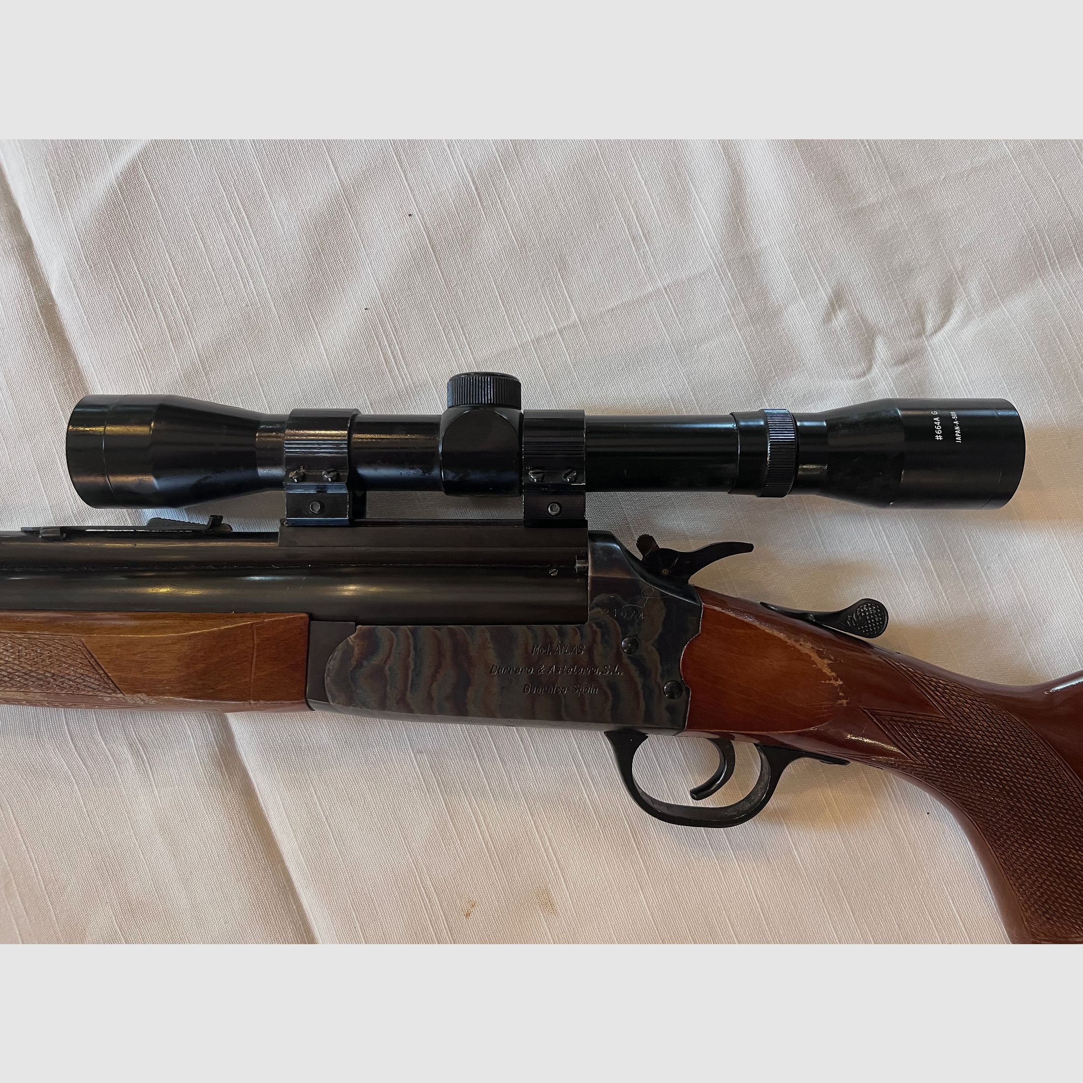 Escopeta de doble cañón modelo Atlas cal. 22 Mag + 16 de perdigones