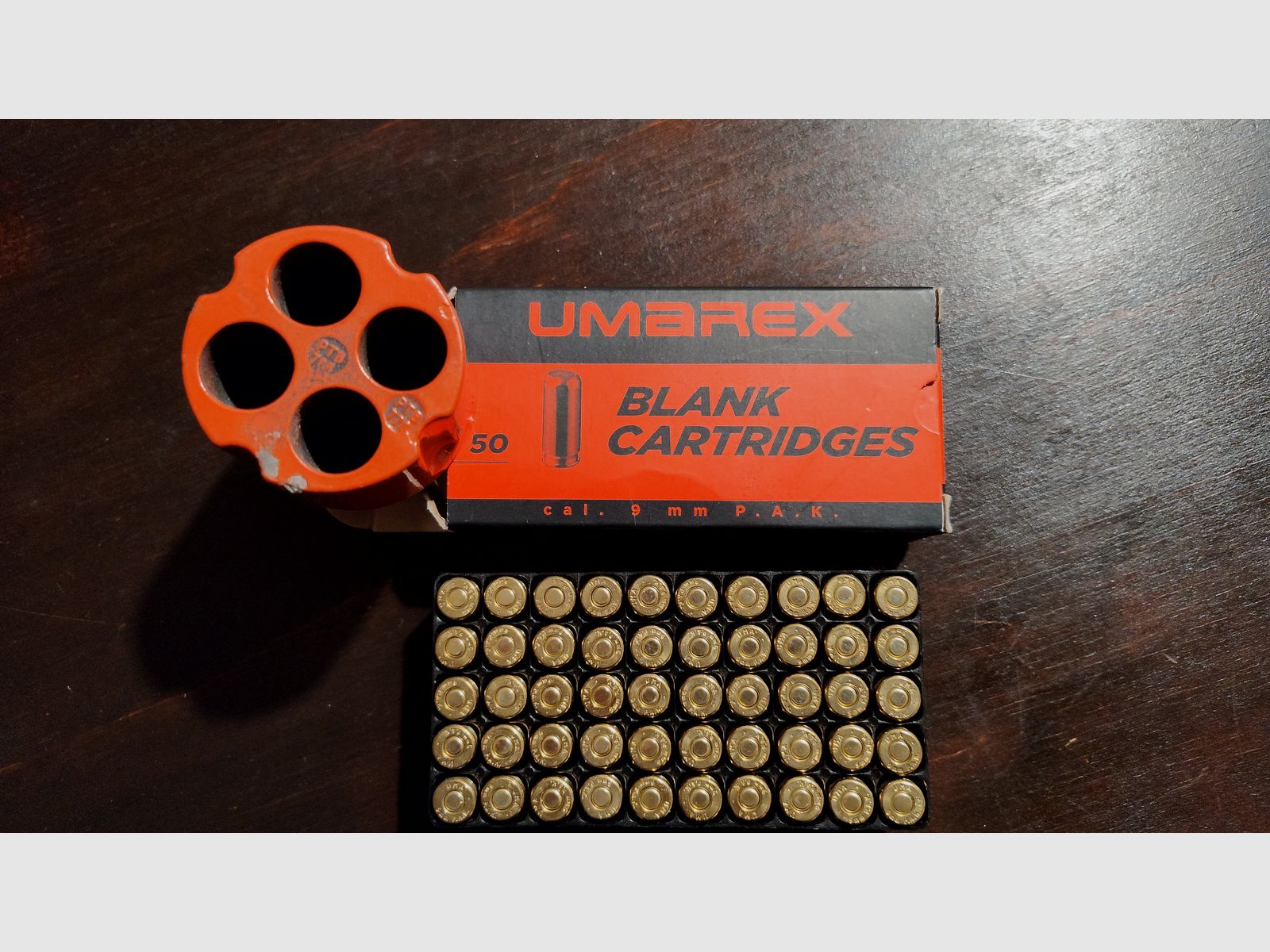 Umarex blank cartridges brass casing 9mm P.A.K. 50 pieces + launch cup for 4 pyro blank cartridges