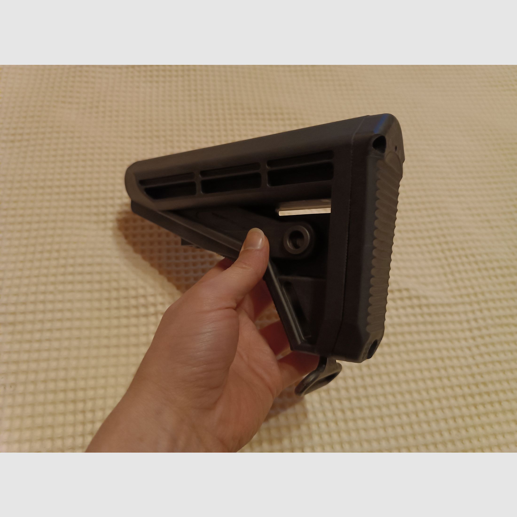 Oberland Arms Original Schulterstütze OHNE Golfballmuster mil spec