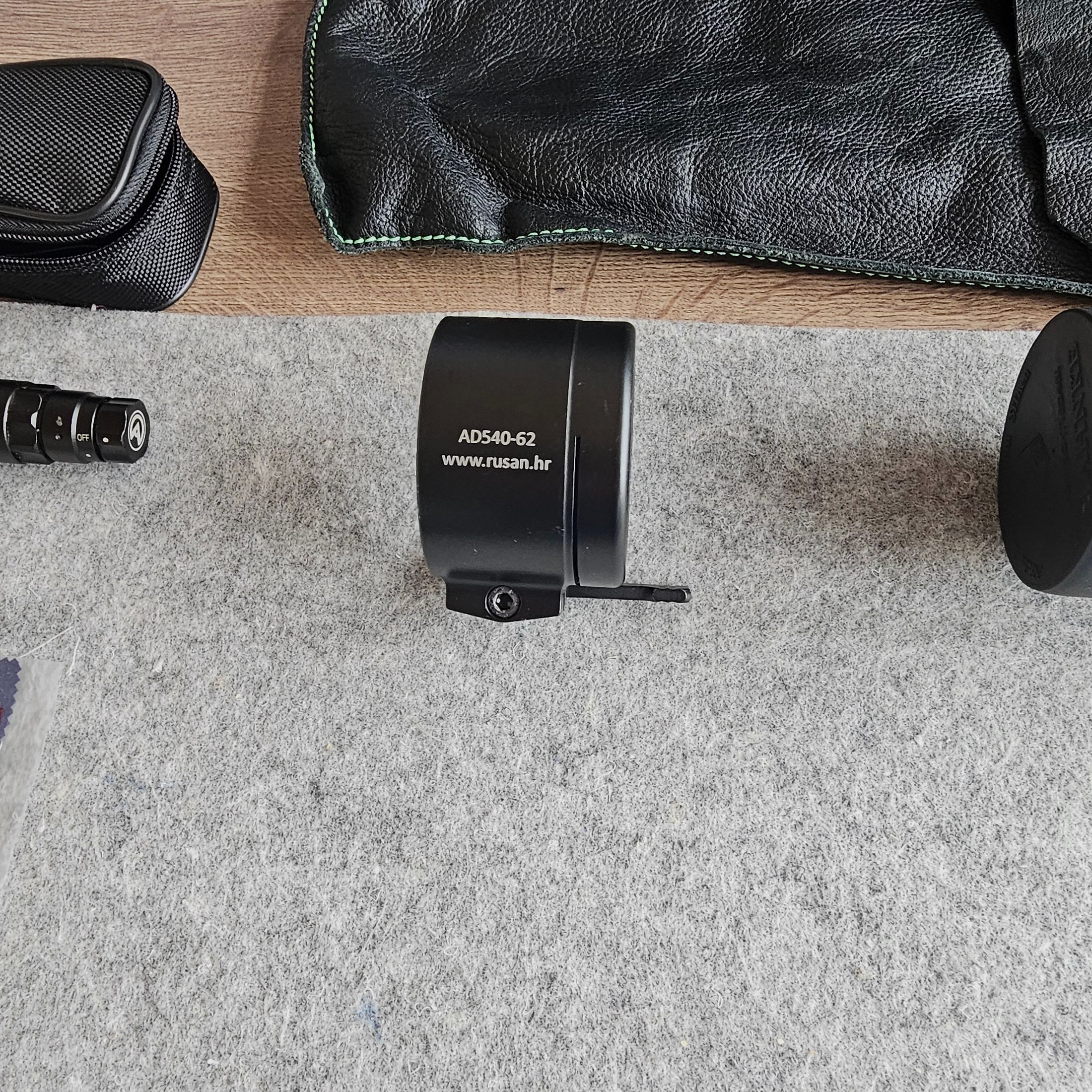 Jahnke DJ-8 NSV Kompakt1x56 mit Premium Photonis Onyx Bildröhre in der höchsten Leistungsklasse III. Weißes Bild der Premiumklasse. Erste Sortierung