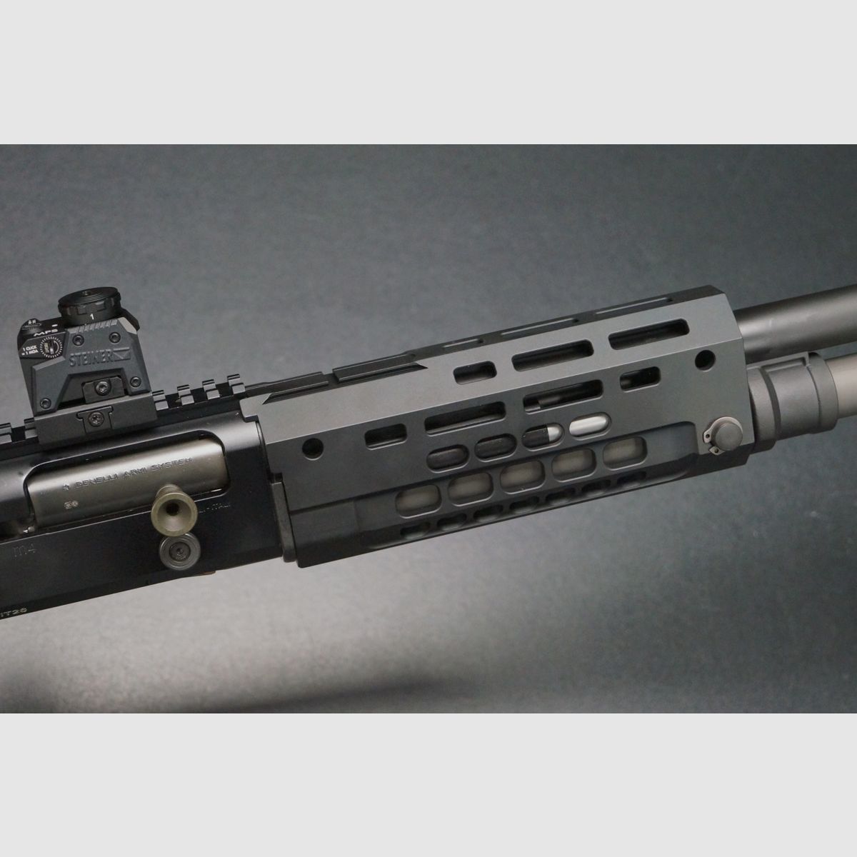 Benelli M4 Drone Guardian, image 2 sur 8