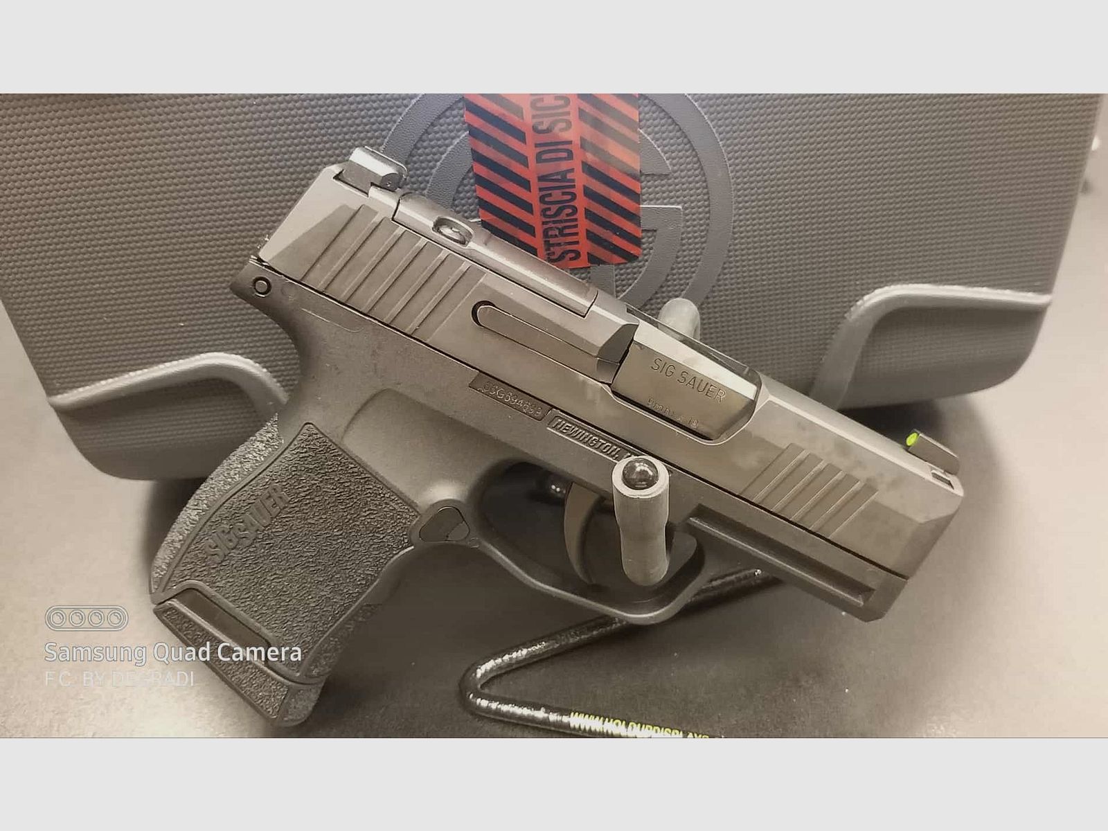 SIG SAUER P365 X-RAY Kaliber 9×19 SPECJALNE SIŁY PORZĄDKOWE, zdjęcie 2 z 4