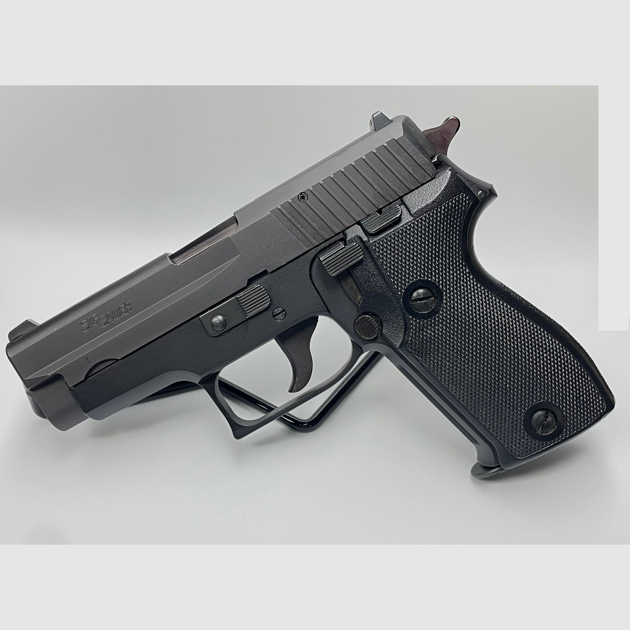Sig Sauer P225