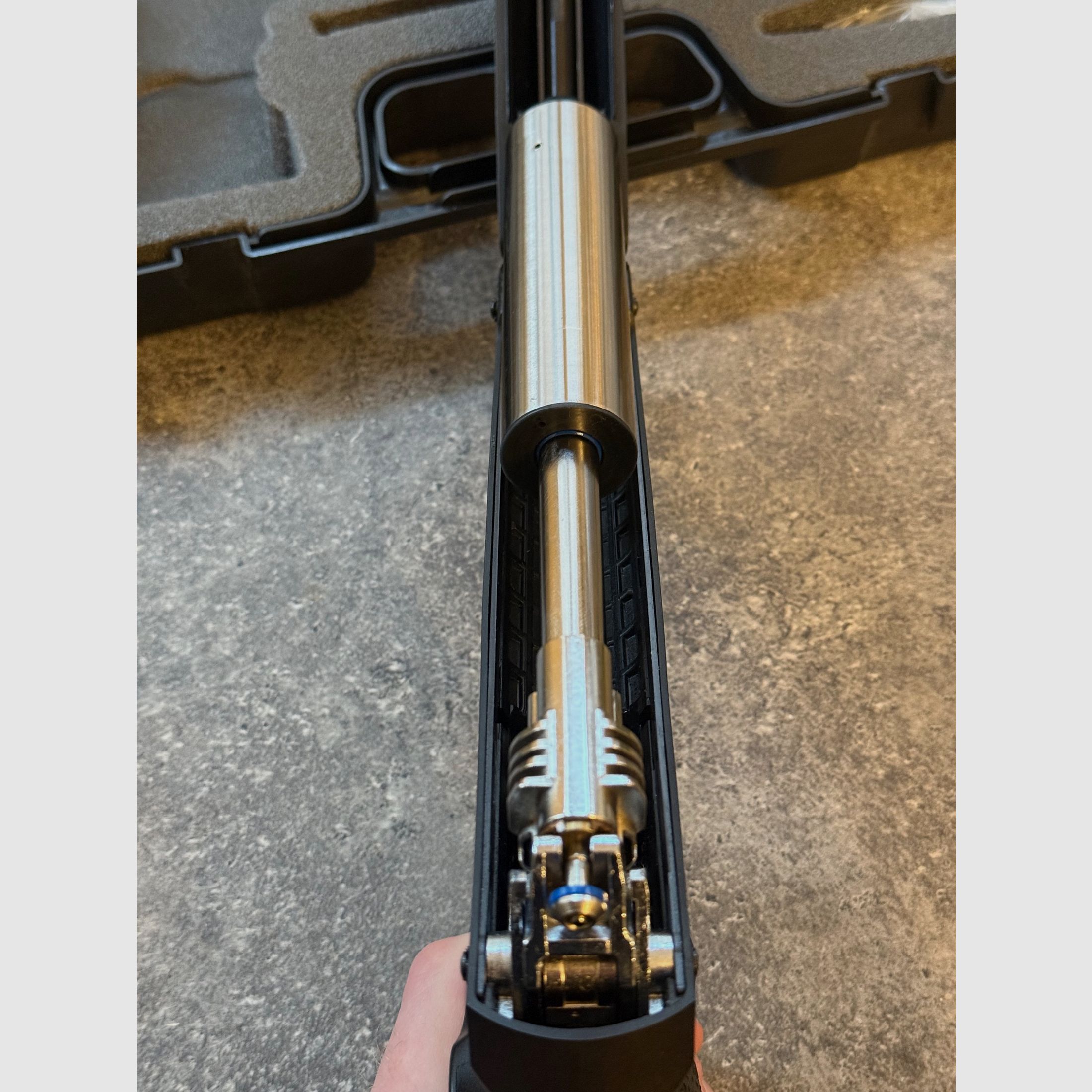 Zoraki HP-01 con adattatore silenziatore e valigetta HP01 HP 01, immagine 5 di 8