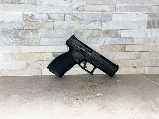 *Neuwertig* CZ P10C + Tuning Feder