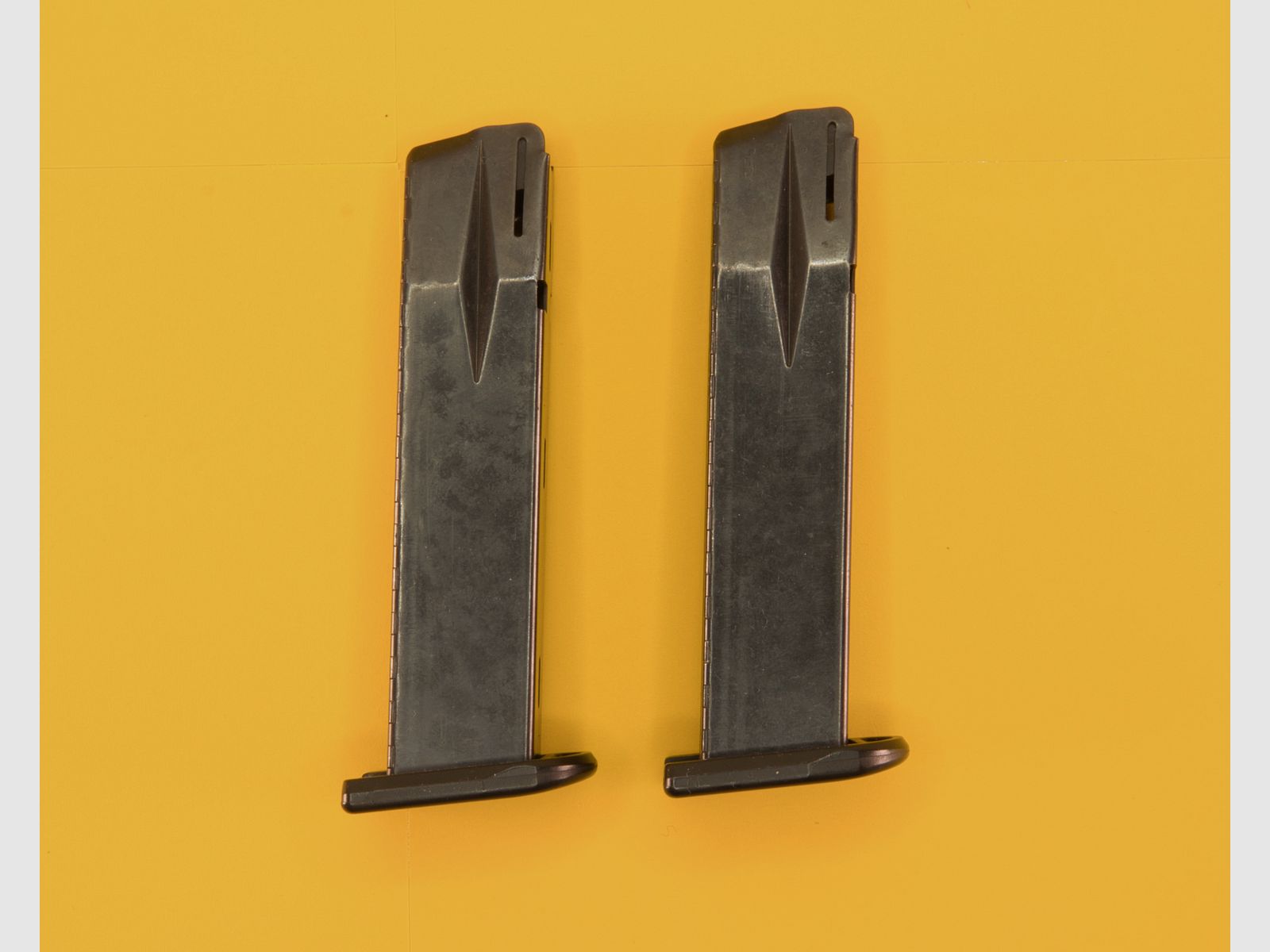 Offering here two magazines for the Walther P 99 blank firing weapon