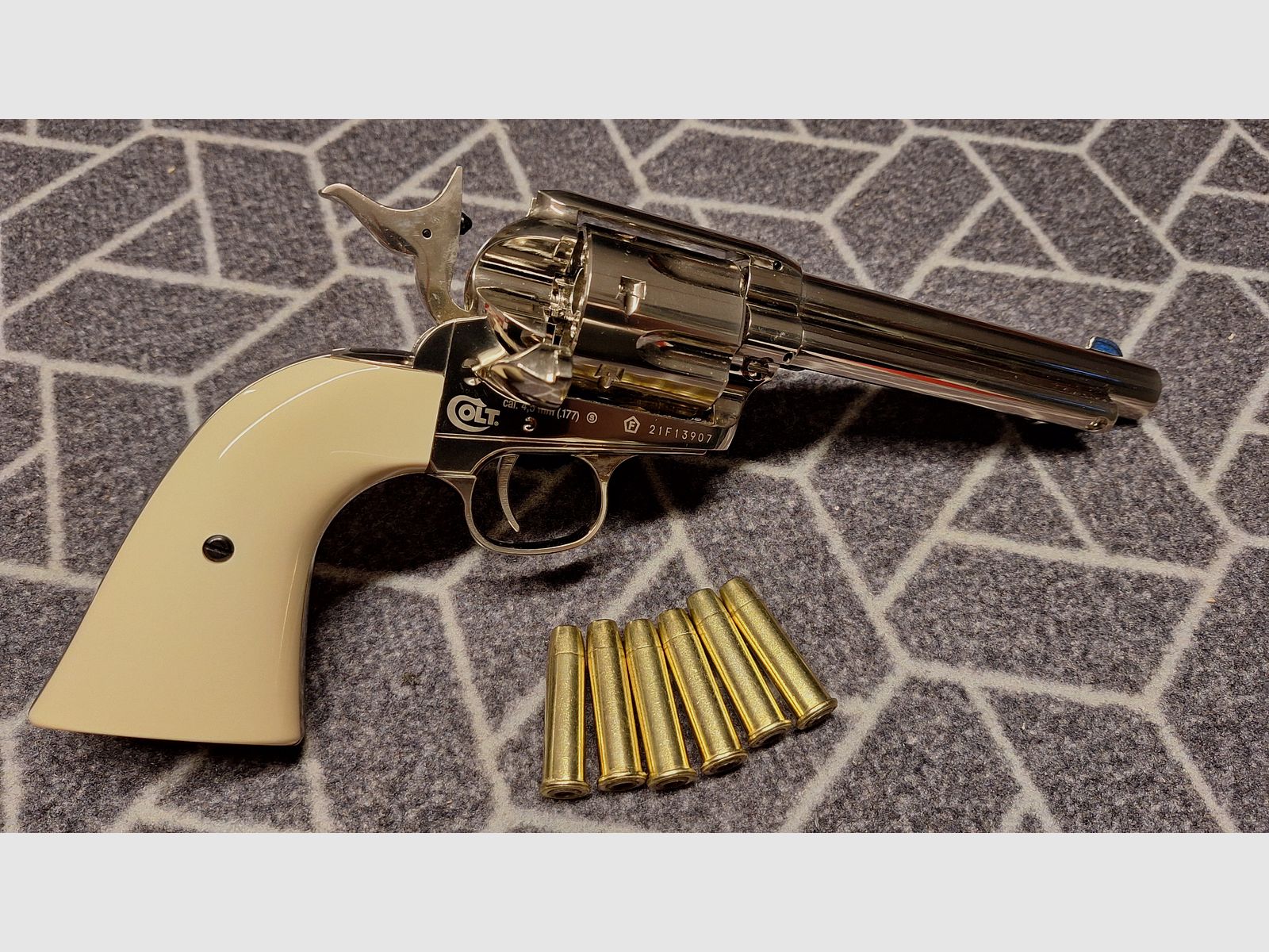 Colt Single Action Army® 45 nickel Co2-Revolver Kaliber 4,5 mm BB-NEU