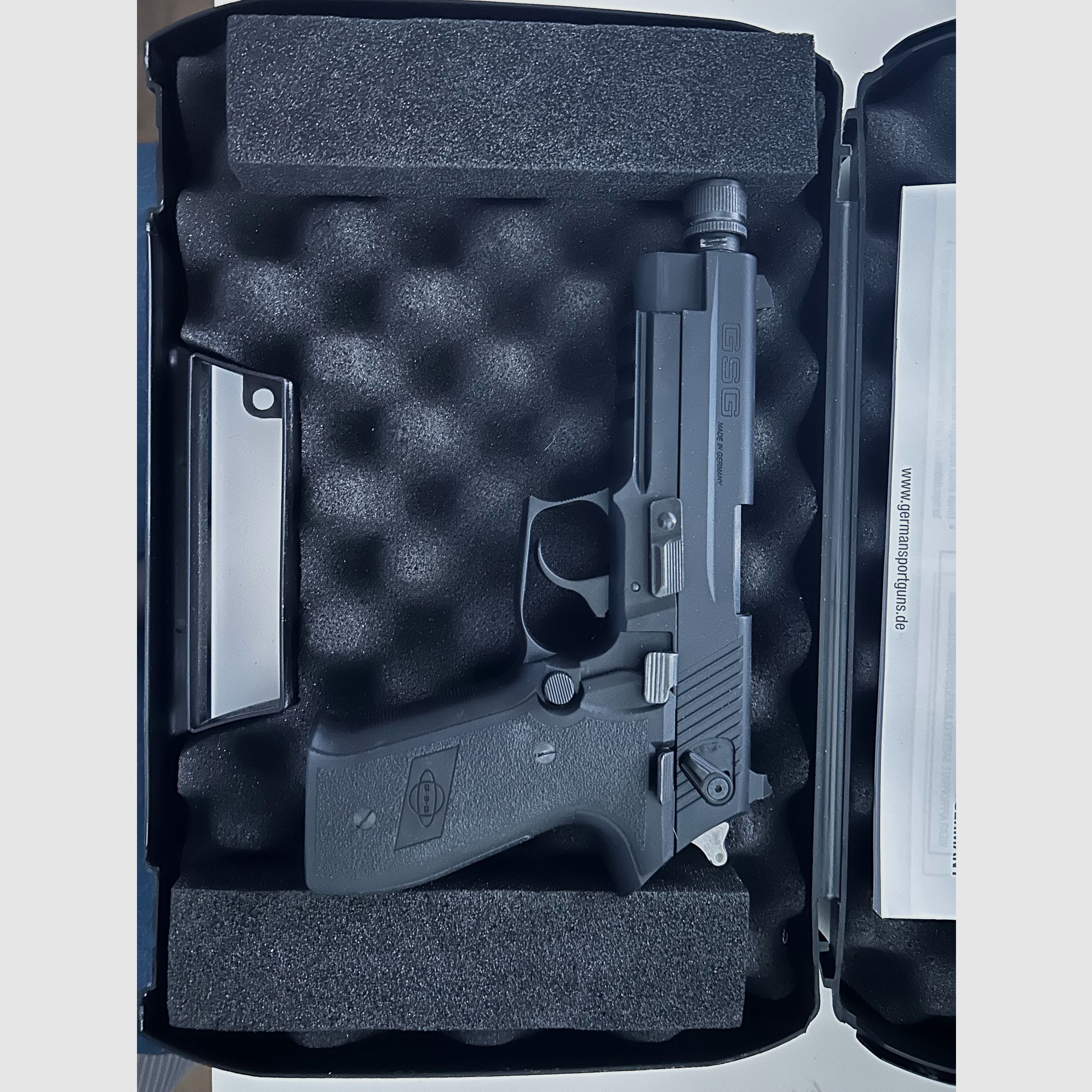 GSG Firefly .22lfb mit 4 Magazinen 