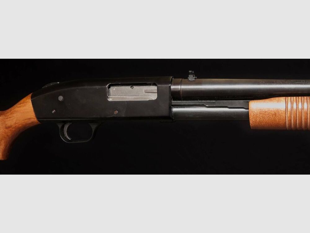 Mossberg Pumpgun Vorderschaftrepetierflinte 500 A