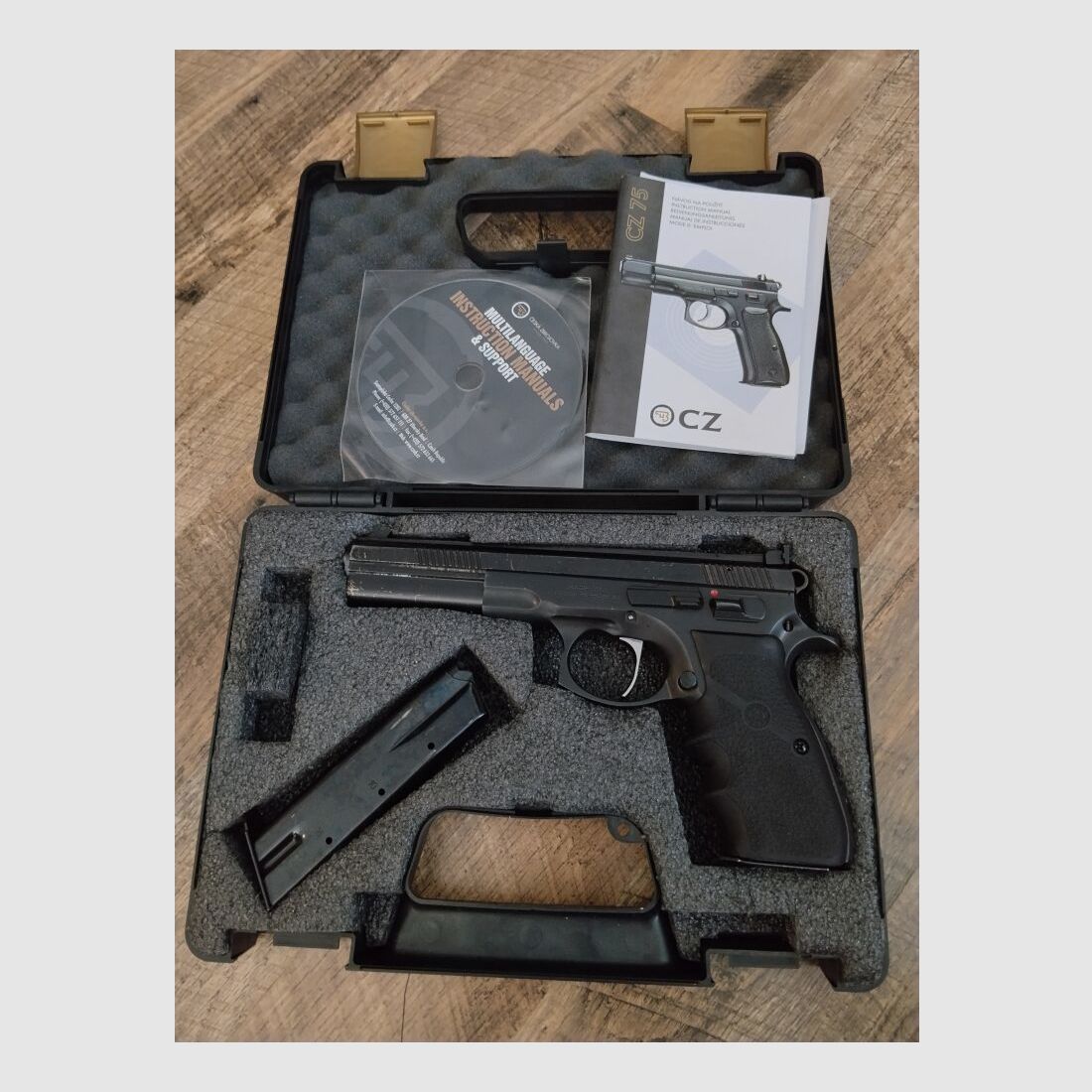 Pistole CZ Sport II
