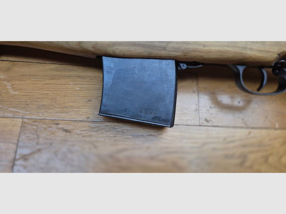 Emblematisches sowjetisches Selbstladegewehr SVT-40 – Tula Arsenal 1944 – Mono-Nummer (ohne elektrische Markierung) – Originalkaliber 7,62x54r – TBE+, Bild 25 von 32