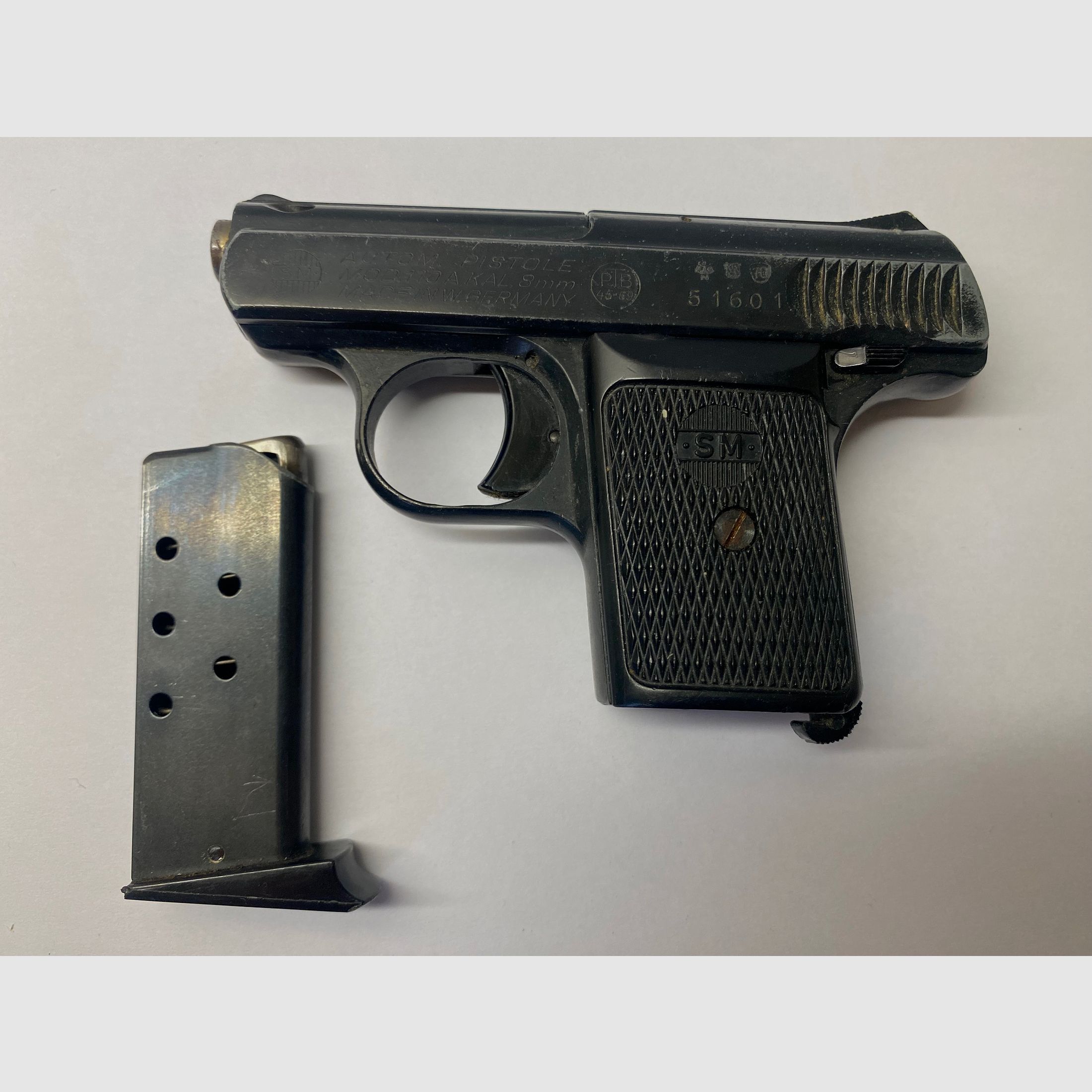 RÉSERVÉ Pistolet d'alarme Rhöner SM 110a 8mm Bang