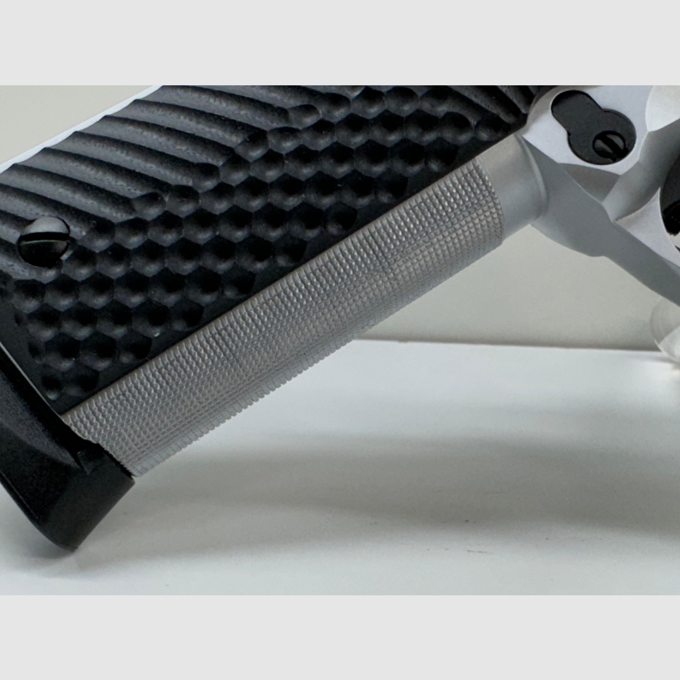 CHIAPPA Empire Chrome Target Sight 5" - WaffenFriedrichs
