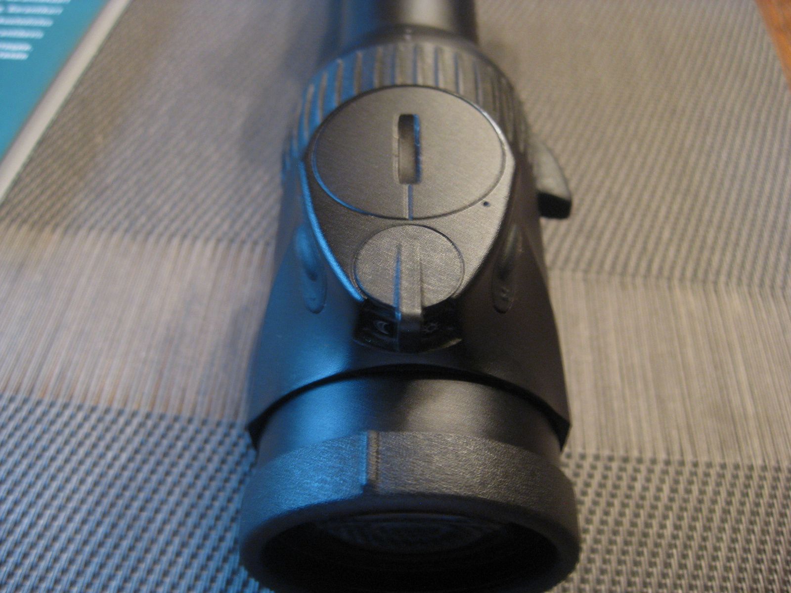 *BESTZUSTAND*  Swarovski Gen.II  Z6i 1-6x24 SR mit Abs. LD-I sowie original Blaser-Sattelmontage + Neoprencover + sämtlichen Originalzubehör in Originalverpackung !!