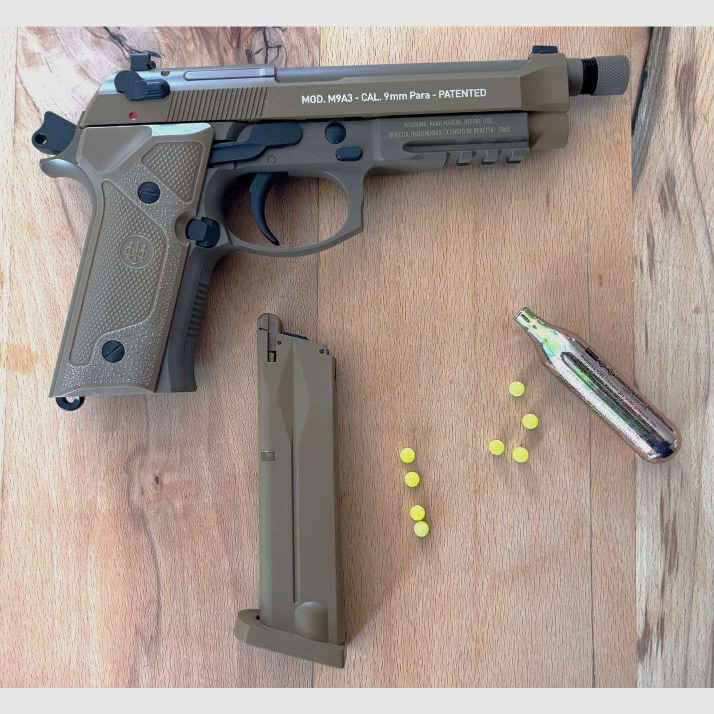 Beretta 6 mm BB Co2 in tarn Full Blowback