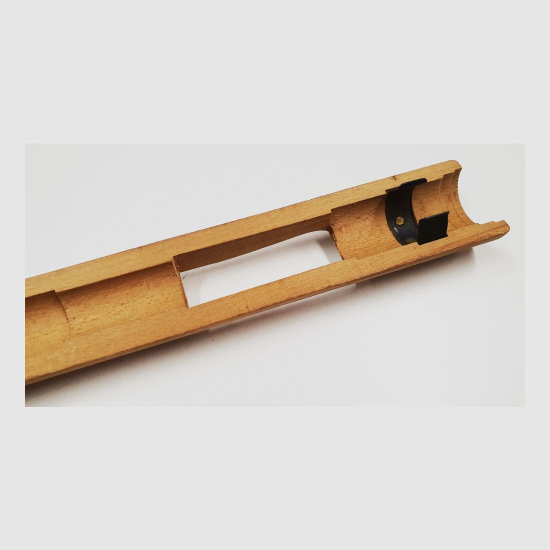 Handschutz / Oberholz für Schweizer K11 Neufertigung Handschutz / Oberholz für Schweizer K11 Neufertigung