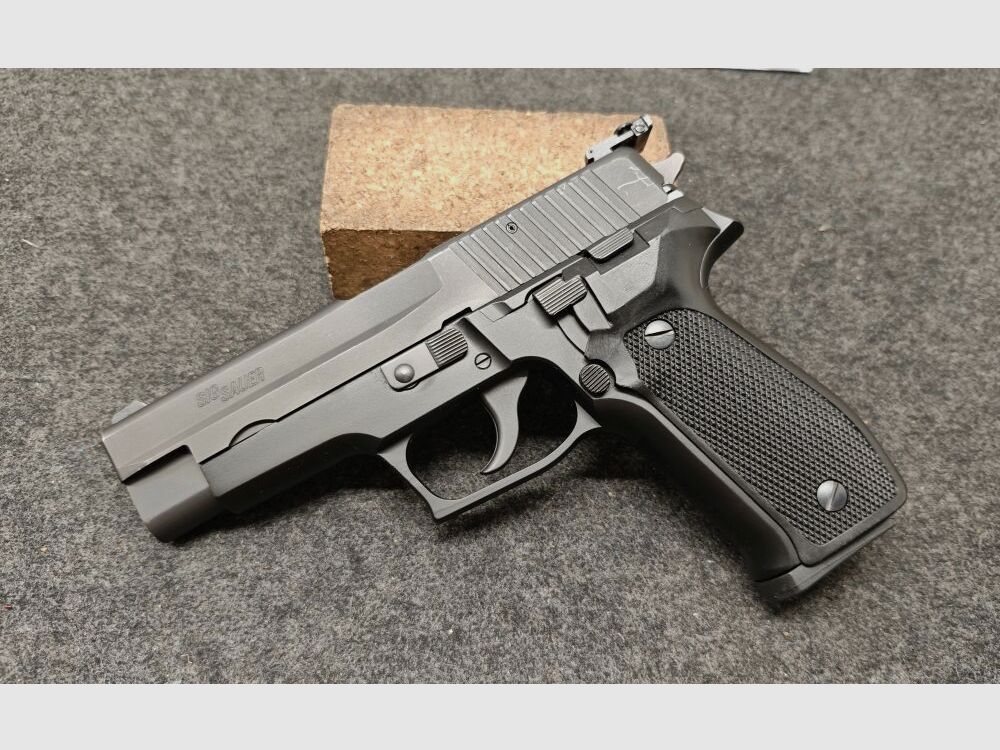 SIG Sauer P226