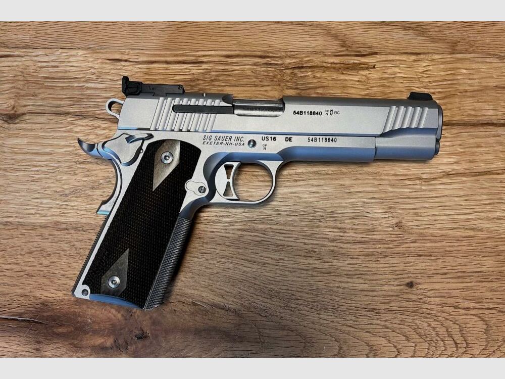 SIG Sauer 1911 9mm Luger
