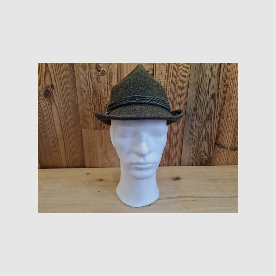 Cappello a tre punte