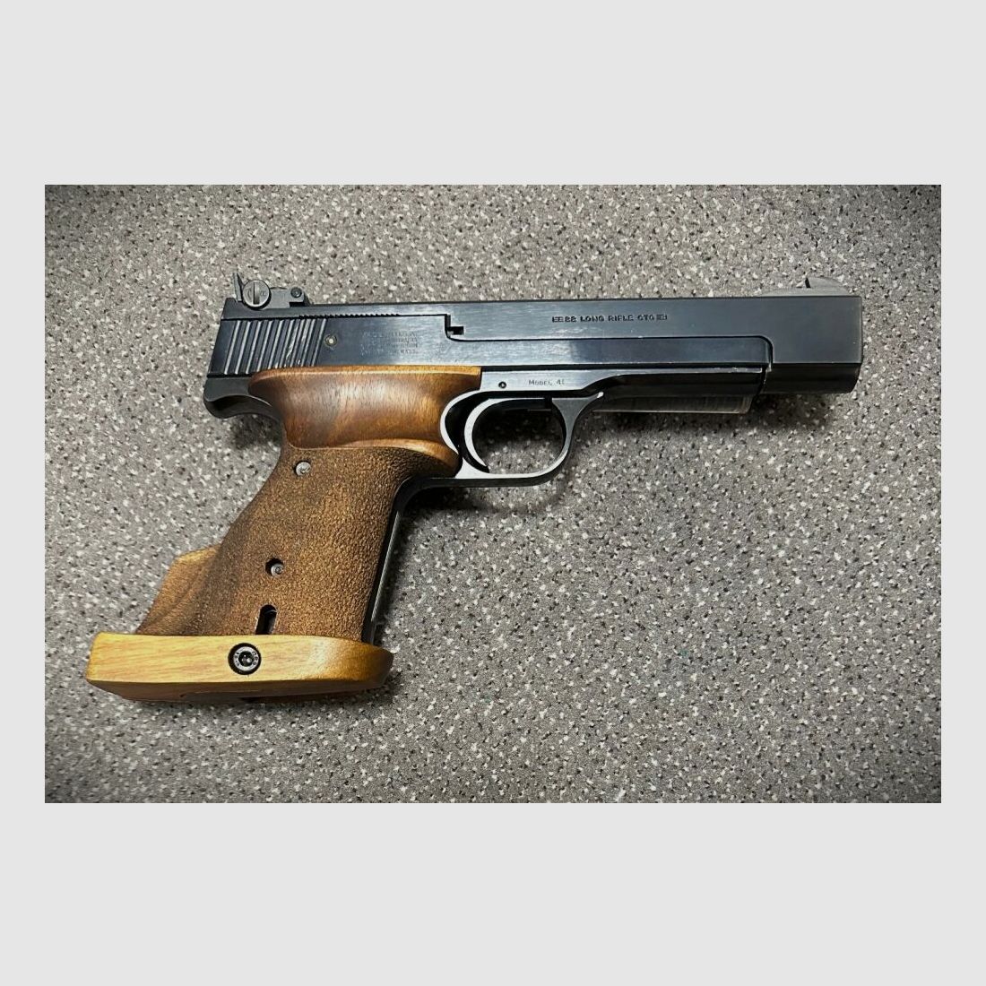 S&W Smith & Wesson Mod. 41