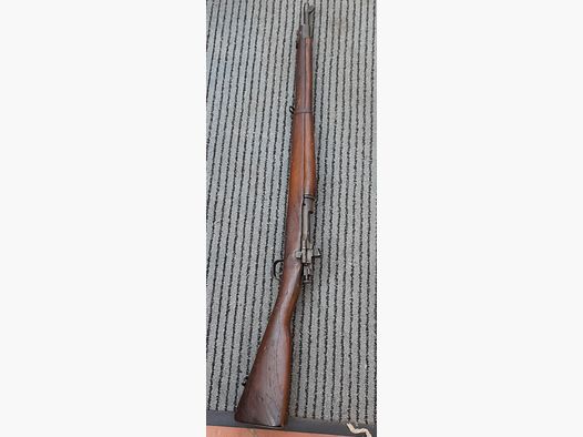 Repeater rifle Remington Springfield
