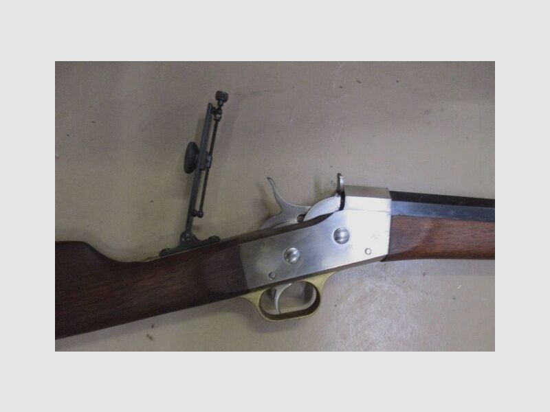 Einzelladerbüchse Pedersoli Rolling Block Target mit Diopter .45/70