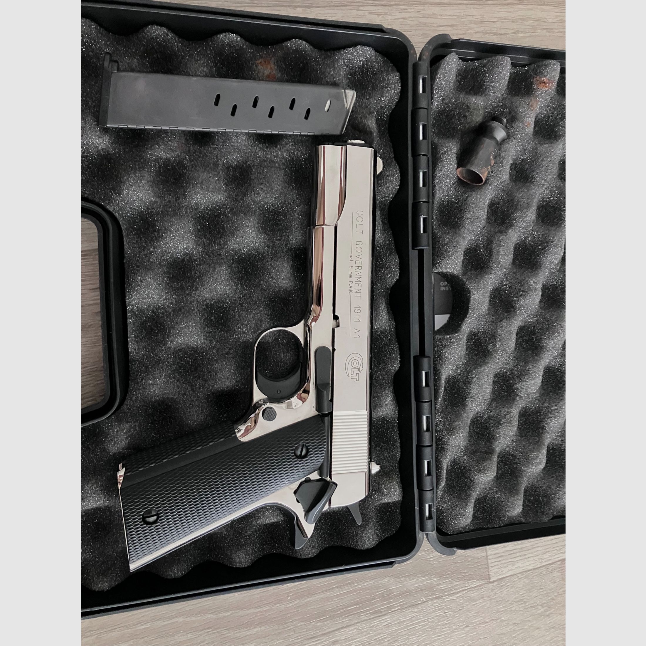 Colt Government 1911 A1 Chrome 9mm P.A.K.