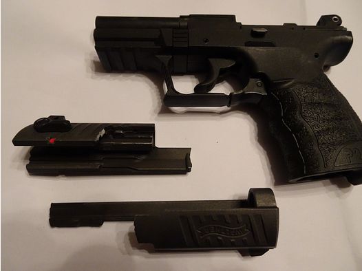Schreckschusspistole Walther P 22  DEFEKT