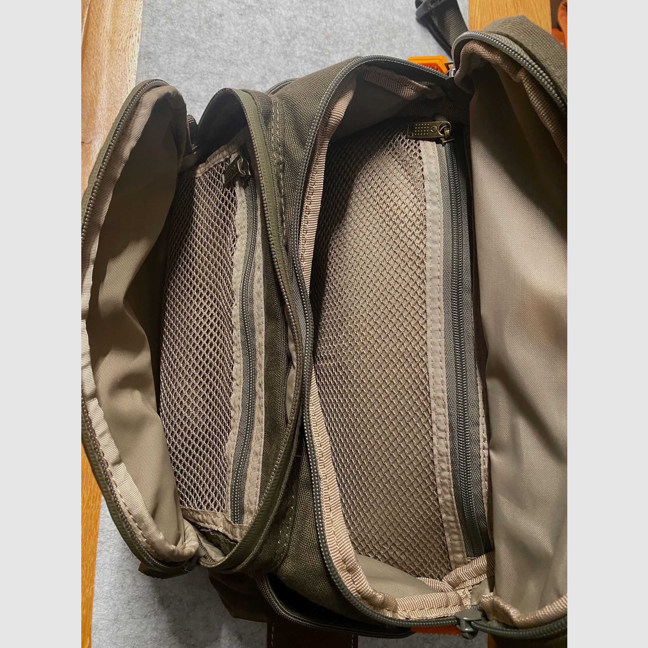 Vanguard Pioneer hip bag, image 4 of 5