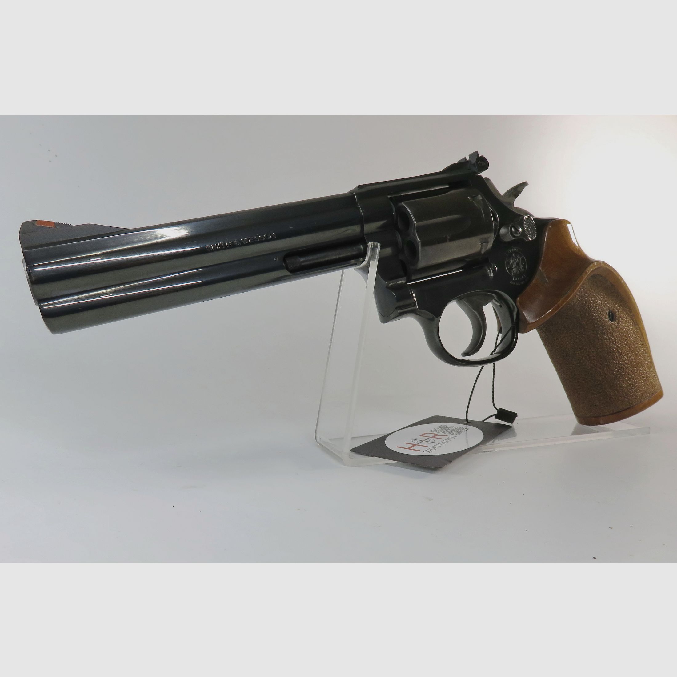 Revólver Smith & Wesson 586-2 | .357 Mag. | 6 pulgadas | pavonado | empuñadura Nill