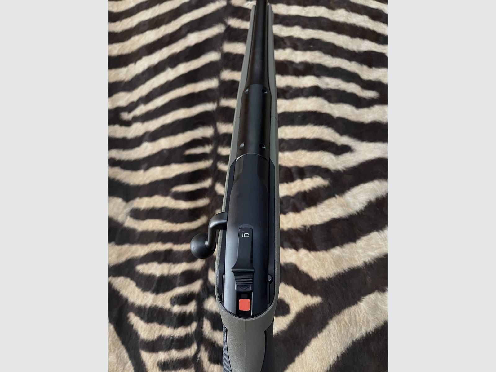Repetierbüchse Blaser R8 Professional 2.0 Linkshänder Kal.300wm – ca.65cm – gewinde, Bild 5 von 10