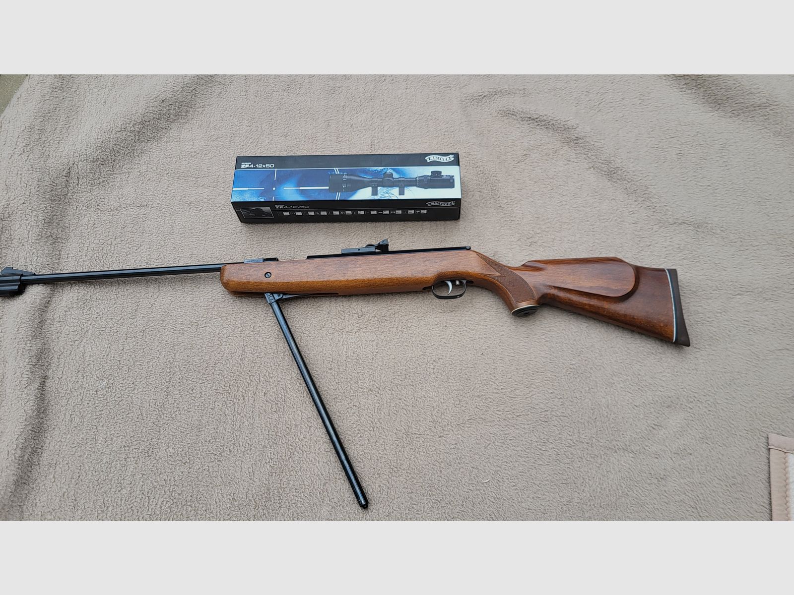  Luftgewehr HW 77 mit Zielfernglas 